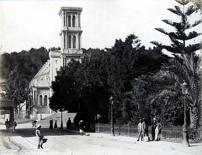 Photo M. Roland Bussola